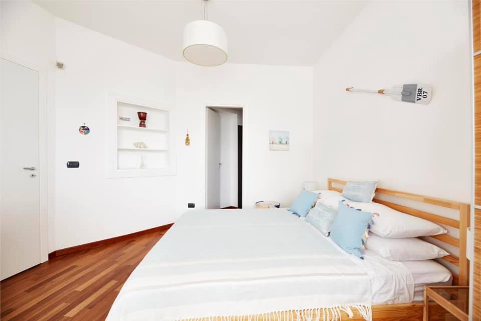 Idream Apartment & Rooms Catania Bagian luar foto