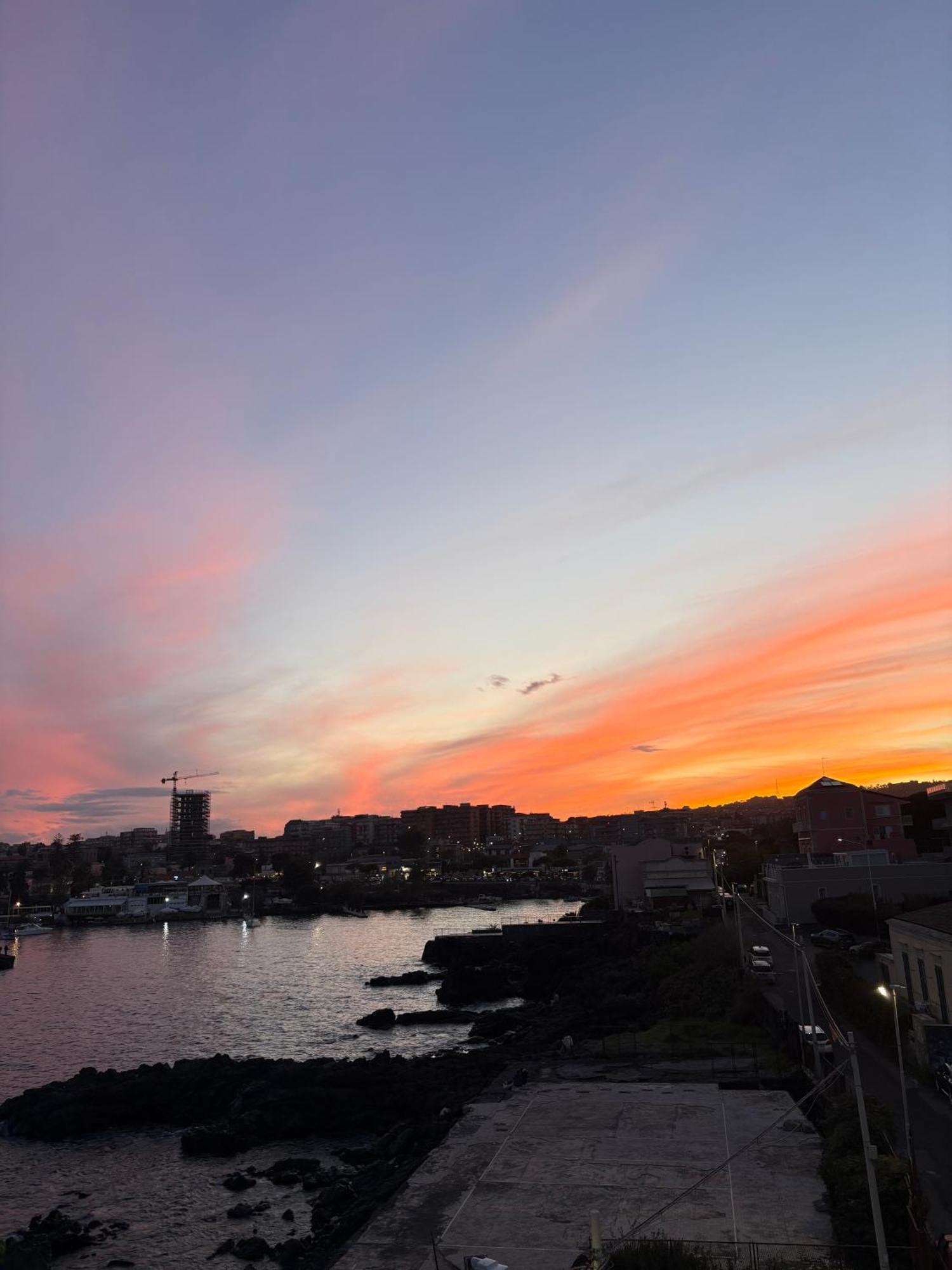 Idream Apartment & Rooms Catania Bagian luar foto