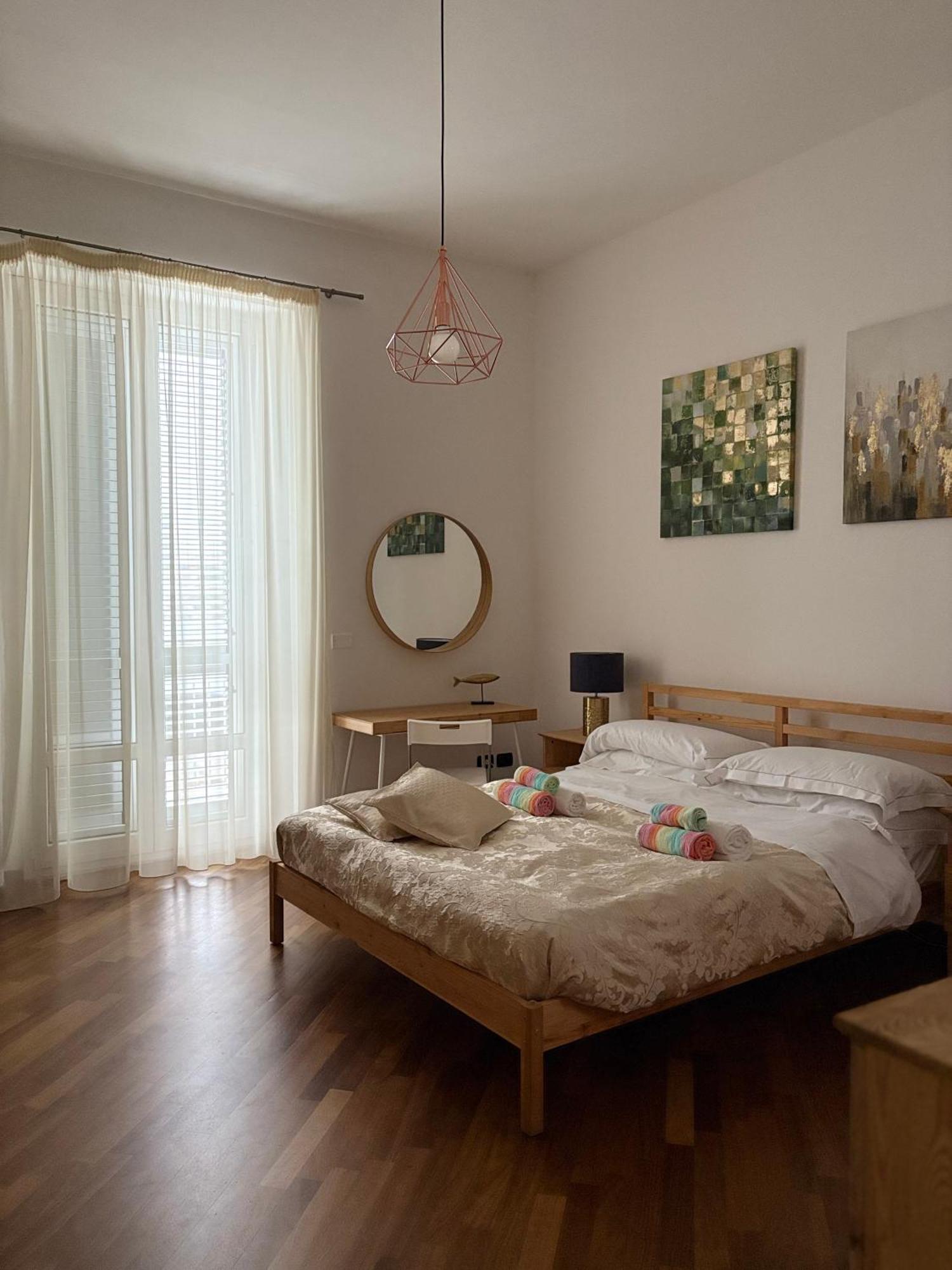 Idream Apartment & Rooms Catania Bagian luar foto